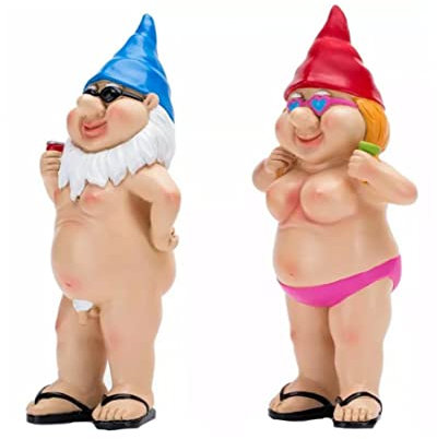 Resin Garden Gnomes Peeing Gnome, Funny Naked Garden Gnomes, Naughty Peeing Dwarf Statue Man Women Naked Gnome Decorations