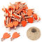 Lot de 50 mini pinces à linge en bois orange en forme de cœur avec cœur - 3 cm - Petites épingles à linge avec ficelle pour affichage de photos, bricolage, décoration de mariage et de fête prénatale