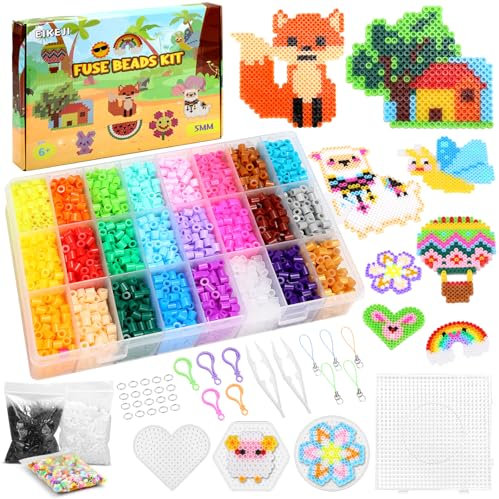 EIKEJI 7300 Bügelperlen Set, 24 Farben Bügelperlen 5mm, Steckperlen Set mit Platten, 80 Muster, Bügelpapier, Anhänger und Zubehör, DIY Bastelset für Kinder Mädchen Jungen Geschenk