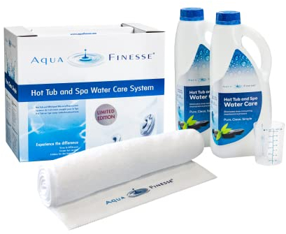 PoolSpezi Aquafinesse Box für Whirlpool und SPA Wasserpflege mit Chlorgranulat oder Chlortabletten Limited Edition inkl. Frotteetuch (Granulat)