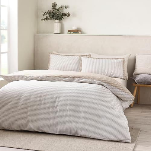 Catherine Lansfield Oxford Pinstripe Reversible Super King Duvet Cover Set with Pillowcases Natural