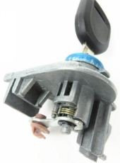 FEILIDAPARTS Cilindros de bloqueo de la puerta delantera izquierda con llaves compatibles con MAZDA 3 2003-2006 MAZDA 6 2005-