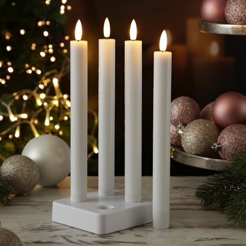 MARELIDA LED Stabkerzen Tafelkerzen mit Ladestation Fernbedienung Timer Echtwachs Dinnerkerzen Tafelkerzen wiederaufladbar 4er Set (weiß)