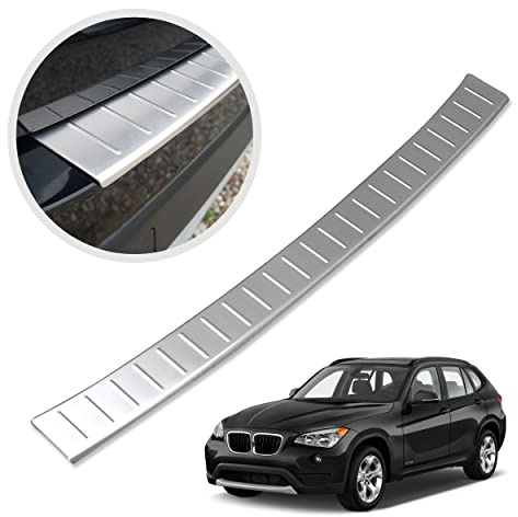 CHROMEMASTER | Ladekantenschutz Stoßstangenschutz | Kompatibel mit BMW X1 E84 FL 2012-2015; Gebürsteter Edelstahl, Silber Matt; Unsere Lackschutzleiste Sichert den Heckstoßfänger vor Kratzern