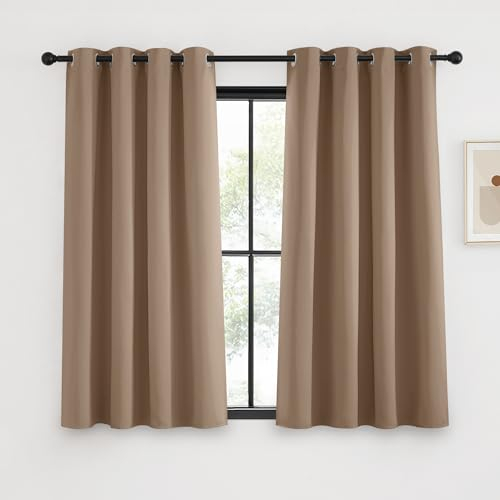 KGORGE Fenster Gardinen mit Ösen Wohnzimmer Vorhänge Kurz Blickdicht 2er Set Blackout Curtains for Bedroom Thermovorhang gegen Hitze, 145 x 140 cm(HxB), Cappuccino