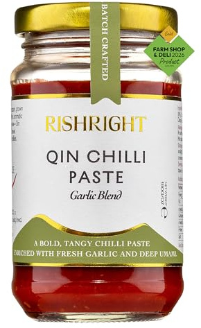 RishRight Garlic Blend Chilli Oil, 71% Qin Chili Garlic Paste Single Origin, Natural Chilli Oil, Gold Award Winner Chili Sauce, Fat-Free, Medium Spicy, 180g