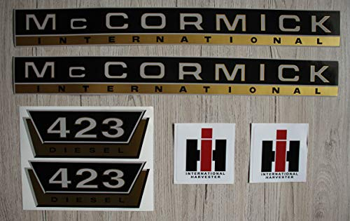 IHC MC CORMICK Aufkleber 423 Gold Traktor Emblem Sticker Label Set
