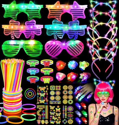 Braccialetti Luminosi Fluorescenti Gadget Compleanno Bambini Adulto Fluo Party Occhiali LED Tatuaggi Fasce Per Capelli Luci da Dito Glow Neon Party Giocattoli Pignatta Regalini Fine Festa Bomboniere