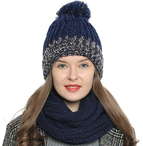 DonDon Damen Wintermütze Strickmütze gefüttert warm und weich mit Bommel blau-weiß-braun