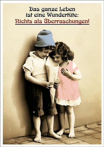 Gutsch Verlag Lustige Vintage Postkarte mit Kindern und Spruch - Das ganze Leben ist eine Wundertüte: Nichts als Überraschungen! - Retro Humor, Geschenkidee