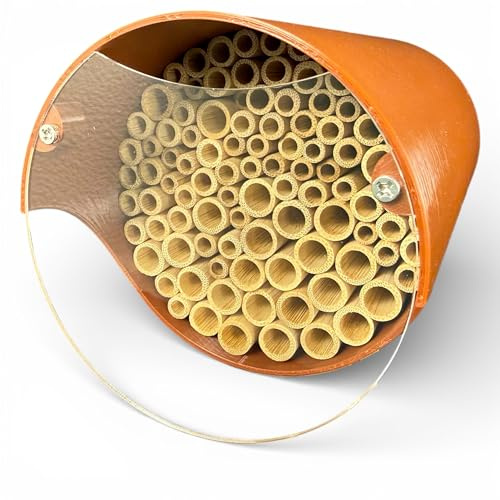 Wildbienen-Nisthilfe – absolut haltbar & wetterfest. Insektenhotel mit Bambus-Nisthülsen. Hochwertiges Wildbienenhotel für Gartenfreunde (Braun, mit Vogelschutzabdeckung)