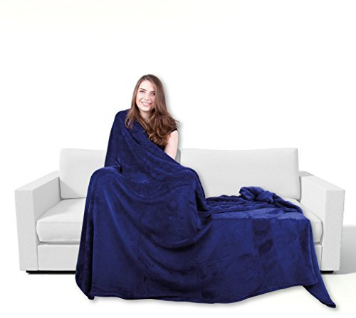 Bestgoodies Kuscheldecke 220x240cm in Blau, supersofte Tagesdecke in vielen Varianten erhältlich