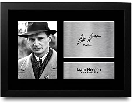 HWC Trading FR A4 Liam Neeson Schindler's List Geschenke Geducktes Signiertes Autogramm Foto für Fans von Film Memorabilien - A4 Framed