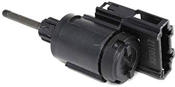 STARK Bremslichtschalter SKBL-2110005 Golf IV Schrägheck (1J1) POLO (9N_)