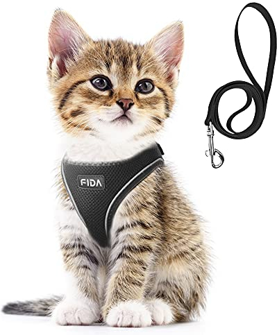 Fida Comfy Hundegeschirr mit Leine, Katzengeschirr ausbruchsicher, atmungsaktiv, leicht, weiches Netzgewebe, verstellbares reflektierendes Step-in-Geschirr für Welpenspielzeugrassen und extra kleine
