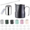 Zuquik 750ml Milchkännchen Edelstahl, Milchkanne Barista mit Messung Mark 24oz,Milchschaumkännchen mit Kakaostreuer, 16 Latte Art Schablonen & Pen für Cappuccino und Espresso, Nior