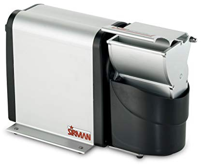 SIRMAN | Tritacarne grattugia TCG 8 VEGAS 70 Kg/h | Comandi IP54 e sicurezza NVR per evitare riaccensioni improvvise.