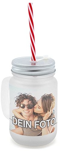PhotoFancy - Trinkglas mit Henkel und Strohhalm - mit eigenem Foto personalisiert und Bedruckt - Henkel-Glas satiniert mit Deckel und Mehrweg-Trinkhalm - Mason Jar