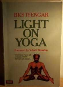 Light On Yoga (Mandala Books) by Bks Iyengar (1971-03-01)