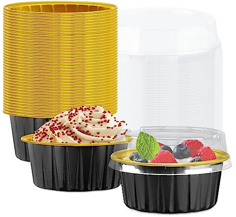 Lot de 50 caissettes de cuisson avec couvercles en feuille d'aluminium pour cupcakes, muffins, ramequins jetables en aluminium, mini moules à dessert, mini tasses à pudding (noir et doré)