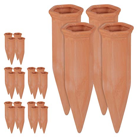 Relaxdays 24 x Tonkegel Bewässerung, Bewässerungshilfe für Pflanzen, 1,5 L Flaschen, Gießhilfe, HxBxT 17 x 5,5 x 5 cm, terrakotta