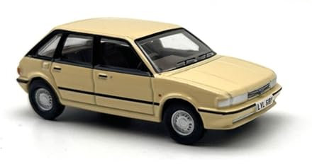 1/76 Für Austin Maestro Sedan, Klassisches Rotes Legierungsauto, Modellbausatz, Spielzeugauto, Geschenk, Hobby Druckgussmodelle Motorfahrzeuge(Yellow)