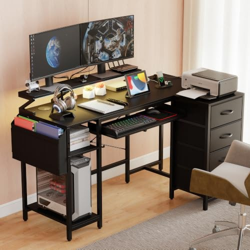 yeshine L-Förmiger Schreibtisch mit Tastaturauszug Gamingtisch (Schwarz) | Integrierte Steckdosen & Kabelmanagement,RGB‑Beleuchtung mit vielen Lichtmodi,Robuste Konstruktion,Praktischer Stauraum