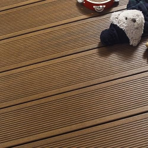DECKLINEA Kit Terrasse Composite Navia 40m² - Teck - 122 Lames de terrasse (220 x 14.5 x 2.2 cm) - Fixation par Clips - Terrasse Livraison Rapide