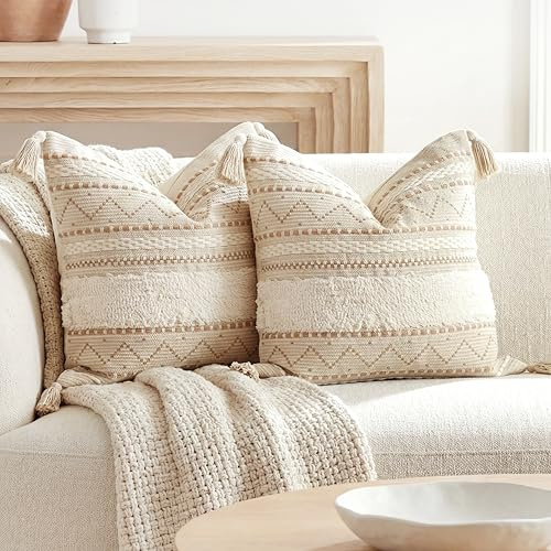 BlissBlush Dekorativer Kissenbezug, quadratisch, 45,7 x 45,7 cm, quadratisch, cremefarben, neutralweiß, Boho-Akzent-Kissenbezüge, Quasten, Bauernhaus-Kissen für Couch, Sofa, Schlafzimmer, Wohnzimmer,