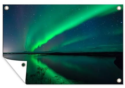 MuchoWow Outdoor-Poster Poster Wanddeko draußen Deko Garten Gartenposter 120x80 cm Nordlicht - Island - Sternenhimmel - Grün - Wasser