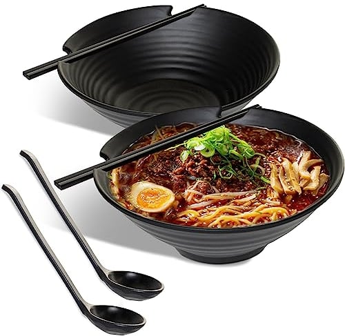 HEFTMAN Japanese Ramen Bowl Set of 2 - Elegant 1000ml Ramen Bowls, Dishwasher Safe Re-Usable Plastic Noodle Bowl Set for Soup, Salad, Rice & Pasta Dishes - with Matching Spoons & Chopsticks (Black)