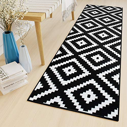 TAPISO Luxury Teppich Läufer Meterware Flur Küche Korridor Kurzflor Brücke Schwarz Weiß Karo Modern Marokkanisch Geometrisch ÖKOTEX 120 x 400 cm