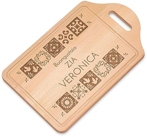 Maverton Tagliere rettangolare di legno incisione personalizzata - Battilardo con manico - gadget di legno per cucina - taglieri per aperitivi per donna - 38 x 23 cm - Zia