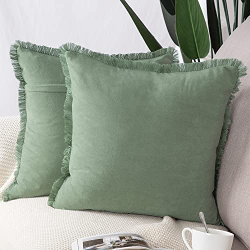 Madizz 2er Set Kissenbezügen aus Wildleder mit Fransenquasten Weiche dekorative Kissenbezüge für Sofa Schlafzimmer Kissenhülle Hellgrün 45x45 cm Quadrat