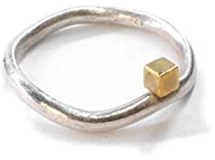 Ring «Balance» - eleganter Silberring mit Gelbgold, gewellte Ringschiene