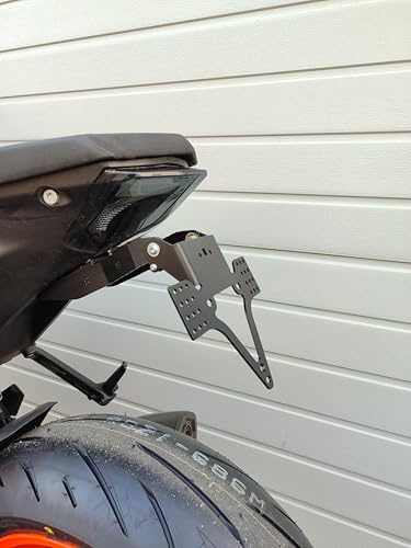 kurzer Kennzeichenhalter GroFaTec EVO kompatibel mit KTM 1290 Superduke R ´20-24 Kennzeichenträger Super Duke Nummernschild kurzes Heck Heckumbau Porta Targa