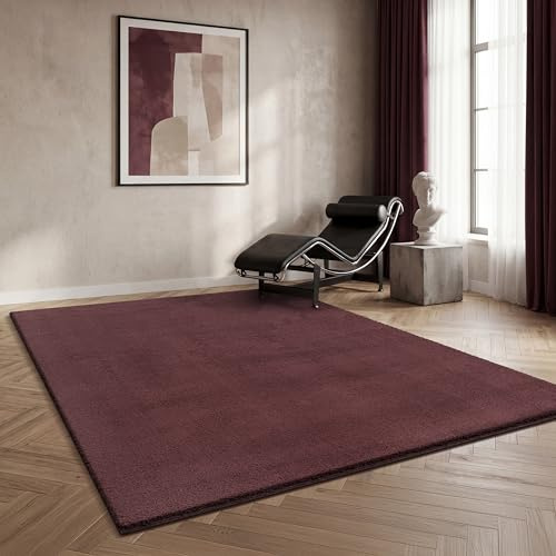 Mia´s Teppiche Taos – kuscheliger Kurzflor Teppich in Felloptik, super Soft & waschbar bis 30°C, mit Anti-Rutsch-Unterseite, Wohnzimmer & Schlafzimmer, Made in Türkiye, Bordeauxrot, 80 x 150 cm