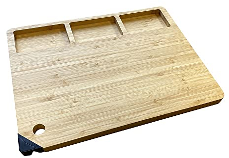 Planche à découper en bois avec aiguiseur de couteaux intégré