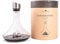 Carafe à décanter le vin 1.8 L | Borosilicate de qualité supérieure soufflés artisanalement avec les montagnes en relief | Bouchon 3 en 1 (filtre, aérateur et bec verseur) (Everest)