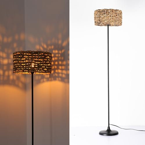 Alpinaluz Lámpara de Pie – Pantalla de Ratán Natural Vegetal Tejida a Mano Ø33 cm – Estilo Vintage Rústico Boho Rural – Base Metálica Negra – Casquillo E27 para Salón, Dormitorio o Entrada