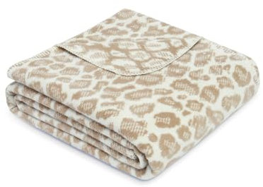 s.Oliver Leo Decke 150x200 cm - Baumwollmix, Made in Germany, warm & waschbar, Kuscheldecke Leoparden Muster beige