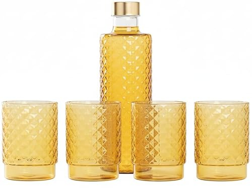Zafferano Isolano 4er Trinkgläser Set mit einer Flasche (ca. 1L), 450 ml Bunte Wassergläser, Stapelbar, Spülmaschinenfest, Goldgelb