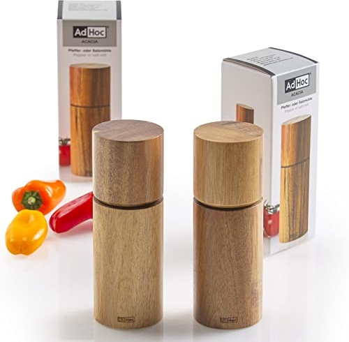AdHoc Gewürzmühlen Geschenk-Set – Manuelle Salz- & Pfeffermühlen Acacia klein | Hochwertiges Keramikmahlwerk CeraCut® | Stufenlos einstellbar | Mühlenset aus Holz inkl. Salz & Pfeffer