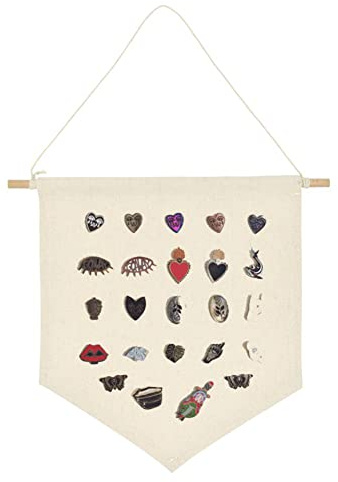 ISAKEN Pin Banner Pin Abzeichen Display Fall Hängen Brosche Pin Organizer Leinwand Display Ständer Baumwolle Hanging Banner mit Holzaufhänger für Display Pins, Buttons und Etikettensammlungen