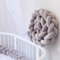 ENAZKLADB Bettschlange Baby, Bettschlange Geflochten, Baby SeitenschläFerkissen, Kantenschutz Bettumrandung Knotenkissen, Nestchenschlange Babybett, Zierkissen Stillkissen