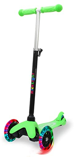 JAMARA 460495 - KickLight Scooter - Lenker höhenverstellbar, bewegliche Lenkstange zur Richtungsänderung, kugelgelagerte leuchtende, 3 Räder für stabiles Fahren und Hinterradbremse, grün