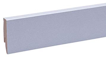 Leiste24 Dekor-Sockelleiste 60mm I Fußleiste 60 Höhe I stabiles MDF mit Dekor I Länge 2.600 mm I Bodenleiste mit integriertem Kabelkanal + Clipfräsung I Edelstahl