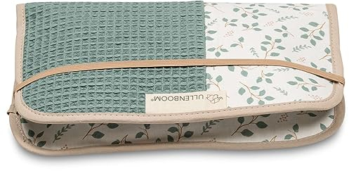 ULLENBOOM ® Windeltasche für unterwegs, Floral-Grün, Made in EU - Wickeltasche für bis zu 3 Windeln, Feuchttücher & weiteres Zubehör, Ideal als Wickelorganiser für den Kinderwagen