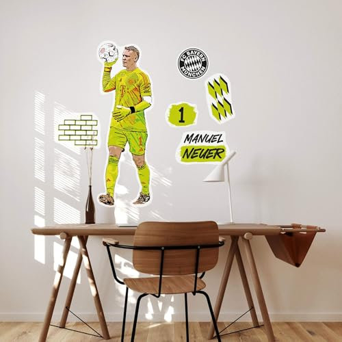 K&L Wall Art FC Bayern München Wandsticker FCB Fußballspieler Logo Fußball Torwart Wandtattoo - Offizielles Lizenzprodukt (Comic, Manuel Neuer) 68x100 cm