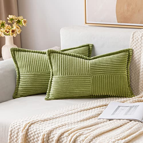 MIULEE 2er Set Kordsamt Kissenbezüge Samtkissen Weich Dekokissen Dekorativ Kissenbezug Modern Kissenhülle Sofakissen Zierkissen Couchkissen für Wohnzimmer Schlafzimmer Gras Grün 40x60 cm